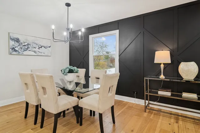 $569,000 | 1420 Hassell Road, Hoffman Estates, IL 60169