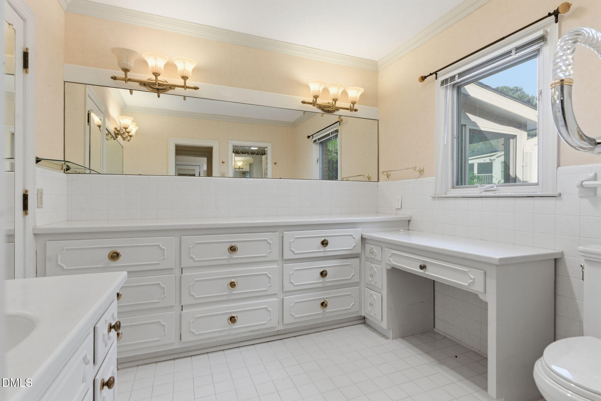2420 Tyson Street Raleigh, NC 27612 - Photo 26 of 67