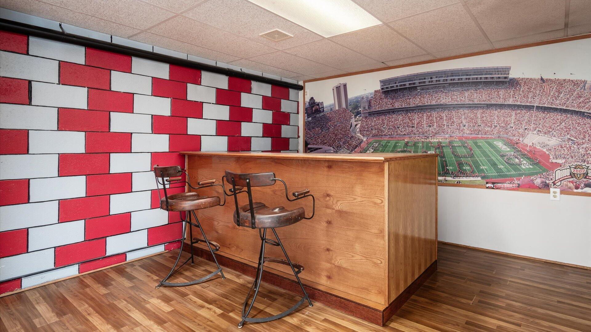 6570 Reform Road Northeast Newark, OH 43055 - Photo 40 of 58 basement bar
