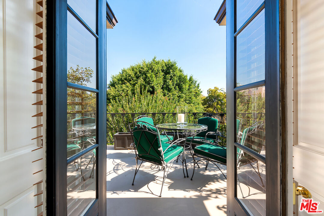 175 South Rodeo Drive Beverly Hills, CA 90212 - Photo 24 of 26