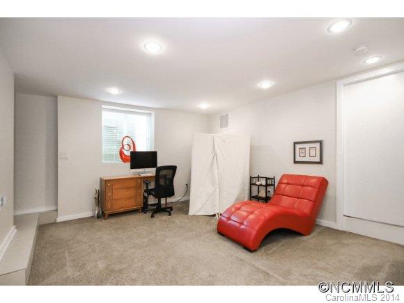 11 Beaverbrook Road Asheville, NC 28804 - Photo 22 of 24 Gallery Image 22