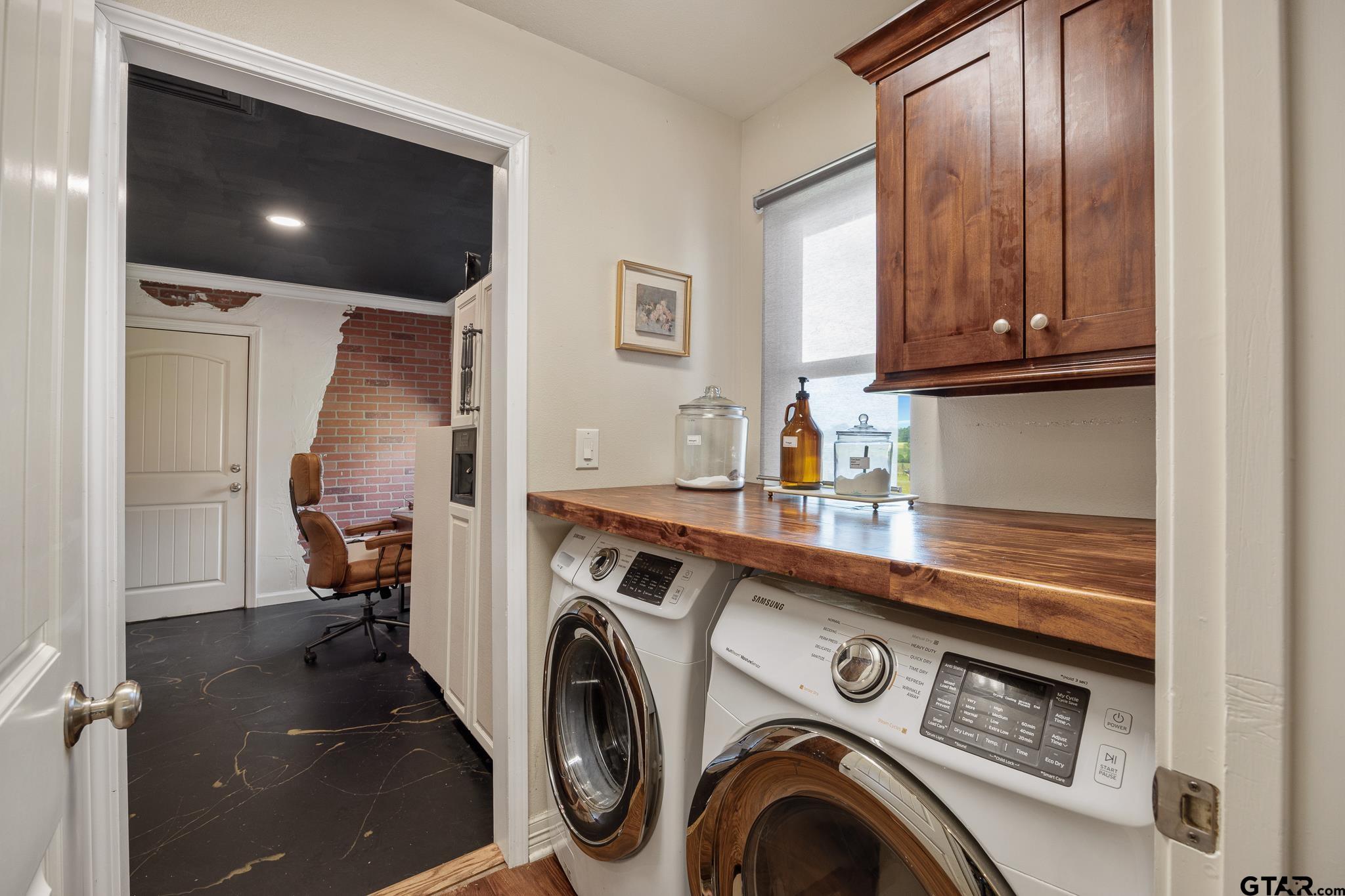 565 County Road 182 Overton, TX 75684 - Photo 12 of 33