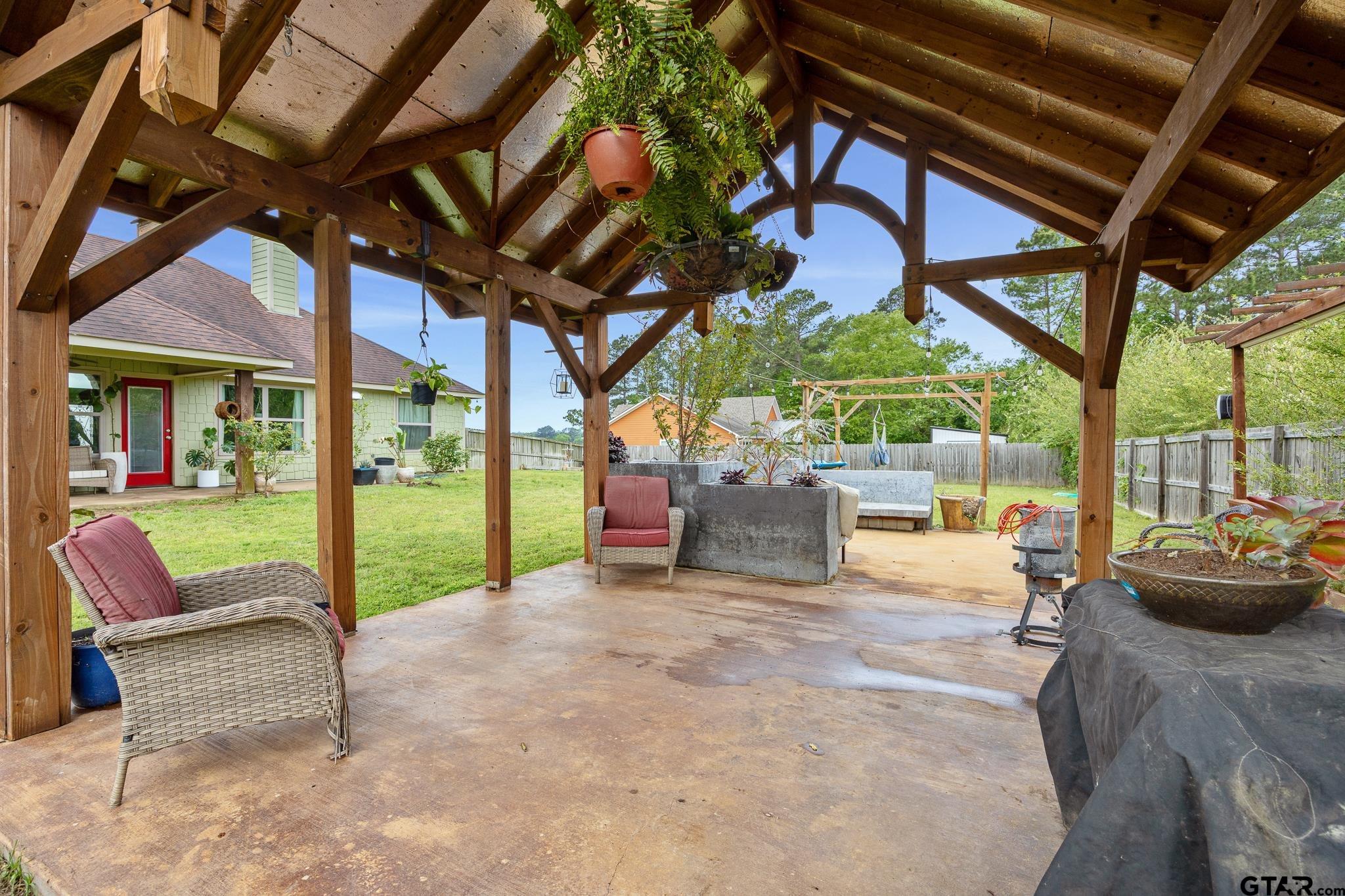 565 County Road 182 Overton, TX 75684 - Photo 27 of 33