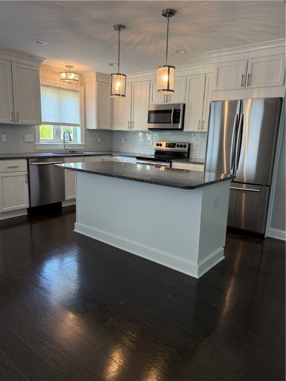 80 Conley Avenue, Unit 2 Cranston, RI 02921 - Photo 15 of 33