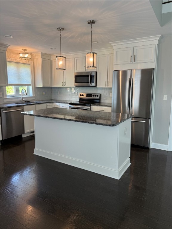 80 Conley Avenue, Unit 2 Cranston, RI 02921 - Photo 16 of 33