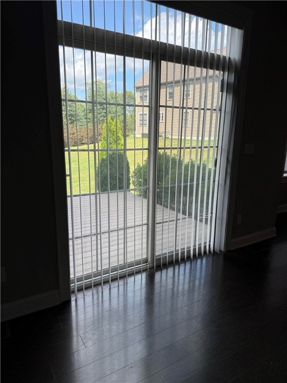 80 Conley Avenue, Unit 2 Cranston, RI 02921 - Photo 9 of 33