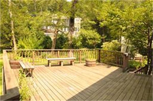 572 Quinobequin Road Newton, MA 02468 - Photo 3 of 7