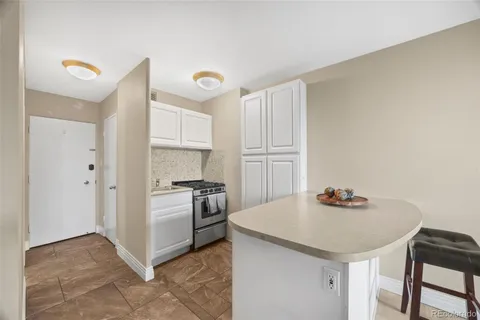 $130,000 | 1196 Grant Street, Unit 211, Denver, CO 80203
