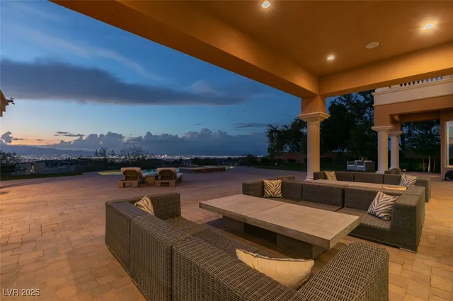 $5,300,000 | 4 Awbrey Court, Henderson, NV 89052