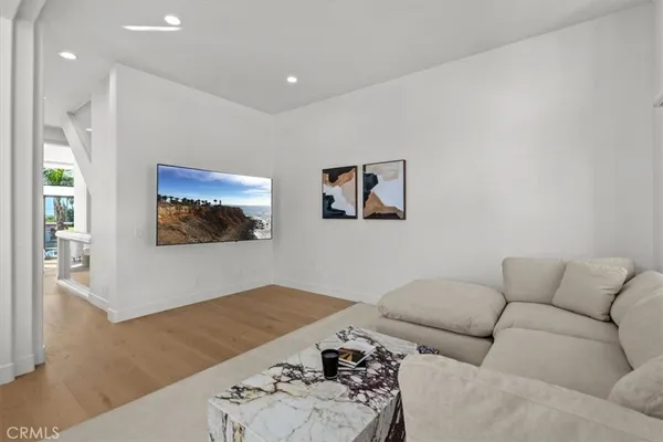 $25,000 | 6730 Esplanade, Playa del Rey, CA 90293