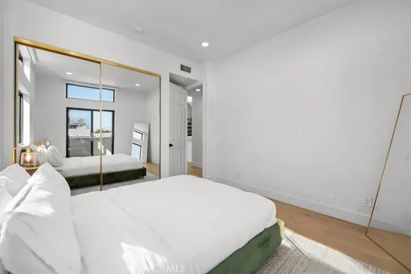 $25,000 | 6730 Esplanade, Playa del Rey, CA 90293