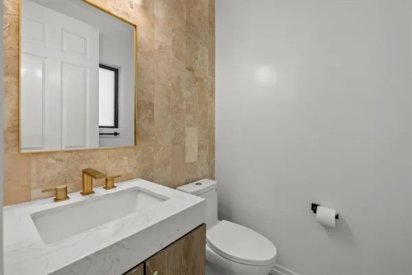 $25,000 | 6730 Esplanade, Playa del Rey, CA 90293