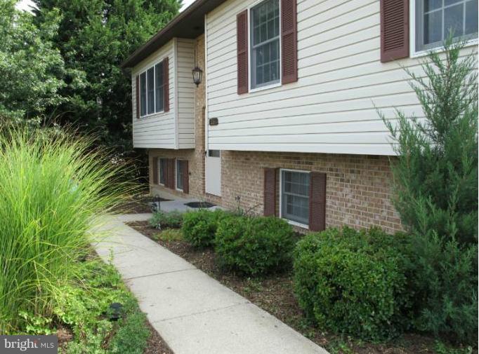 224 Killdeer Road Stephens City, VA 22655 - Photo 6 of 22 Exterior (Front)