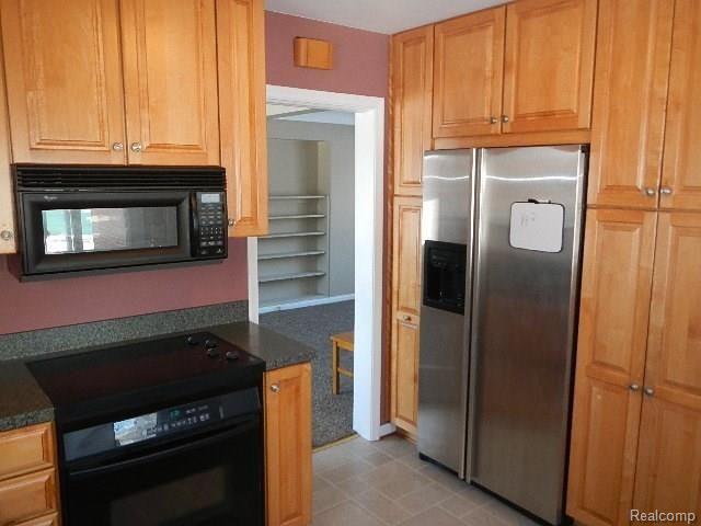 46855 Joy Road Canton, MI 48187 - Photo 12 of 12 DSCN1665.jpg