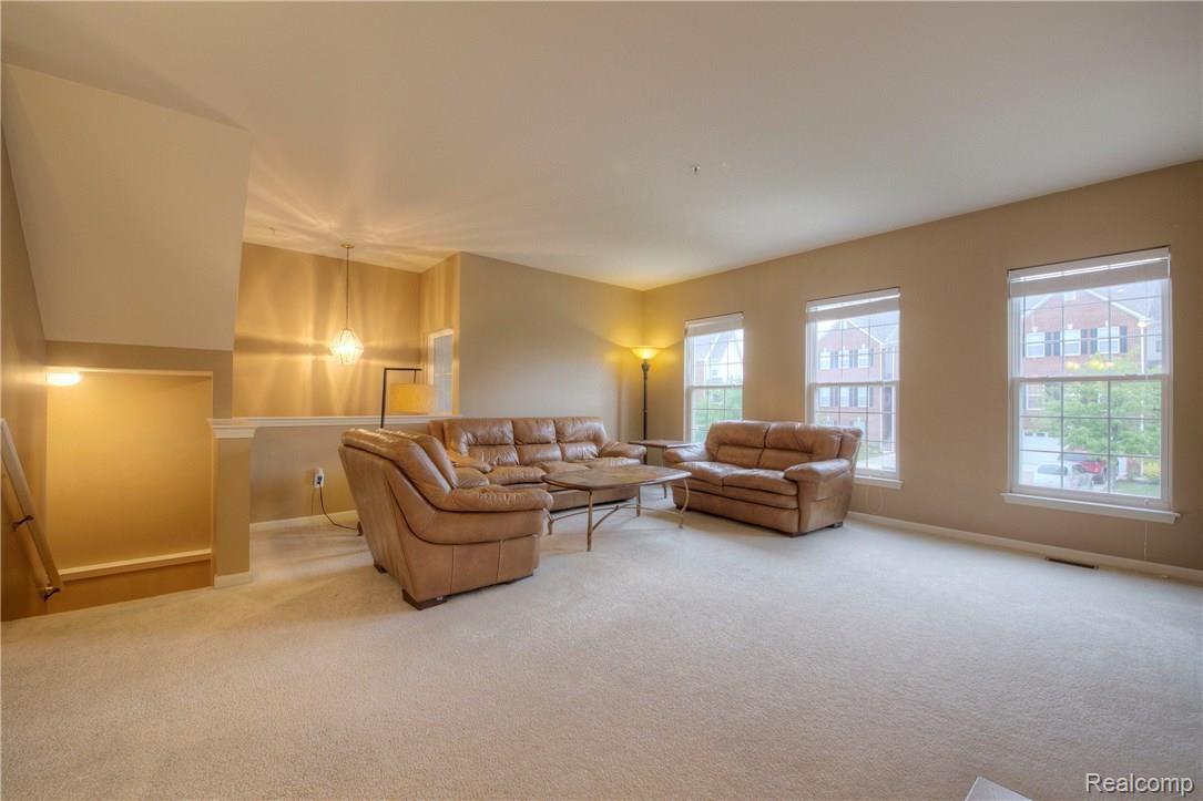 448 Cherry Orchard Road Canton, MI 48188 - Photo 4 of 34 5 GR.jpg