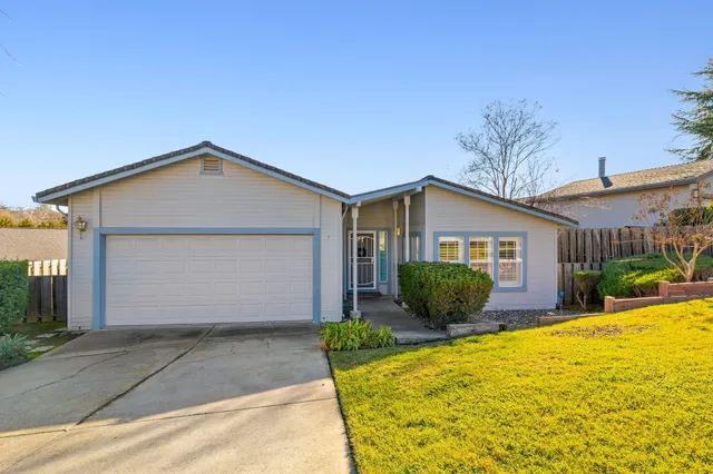$238,000 | 12800 Honey Locust Court, Unit 4, Sonora, CA 95370