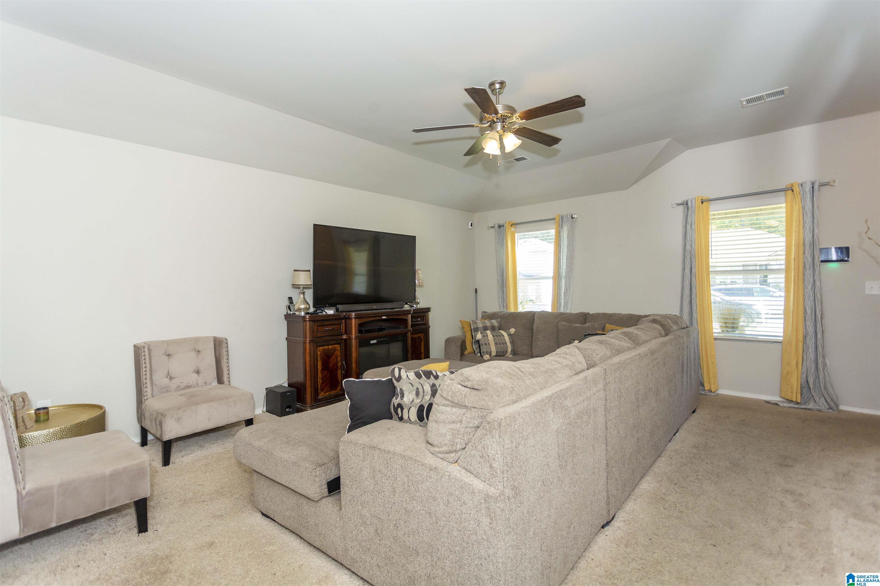 224 Hampton Drive Calera, AL 35040 - Photo 15 of 35