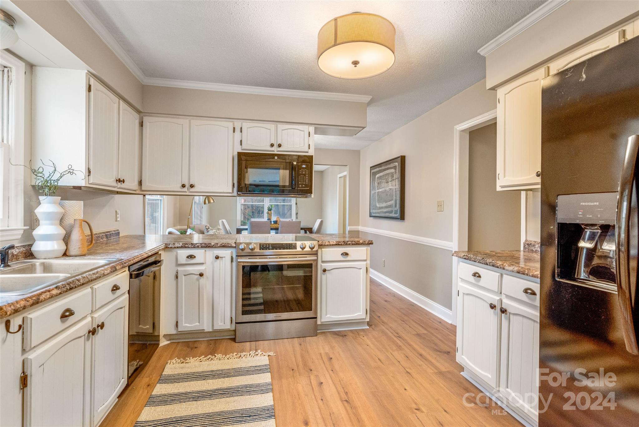 6511 Ironkettle Road Charlotte, NC 28270 - Photo 8 of 39 Gallery Image 8