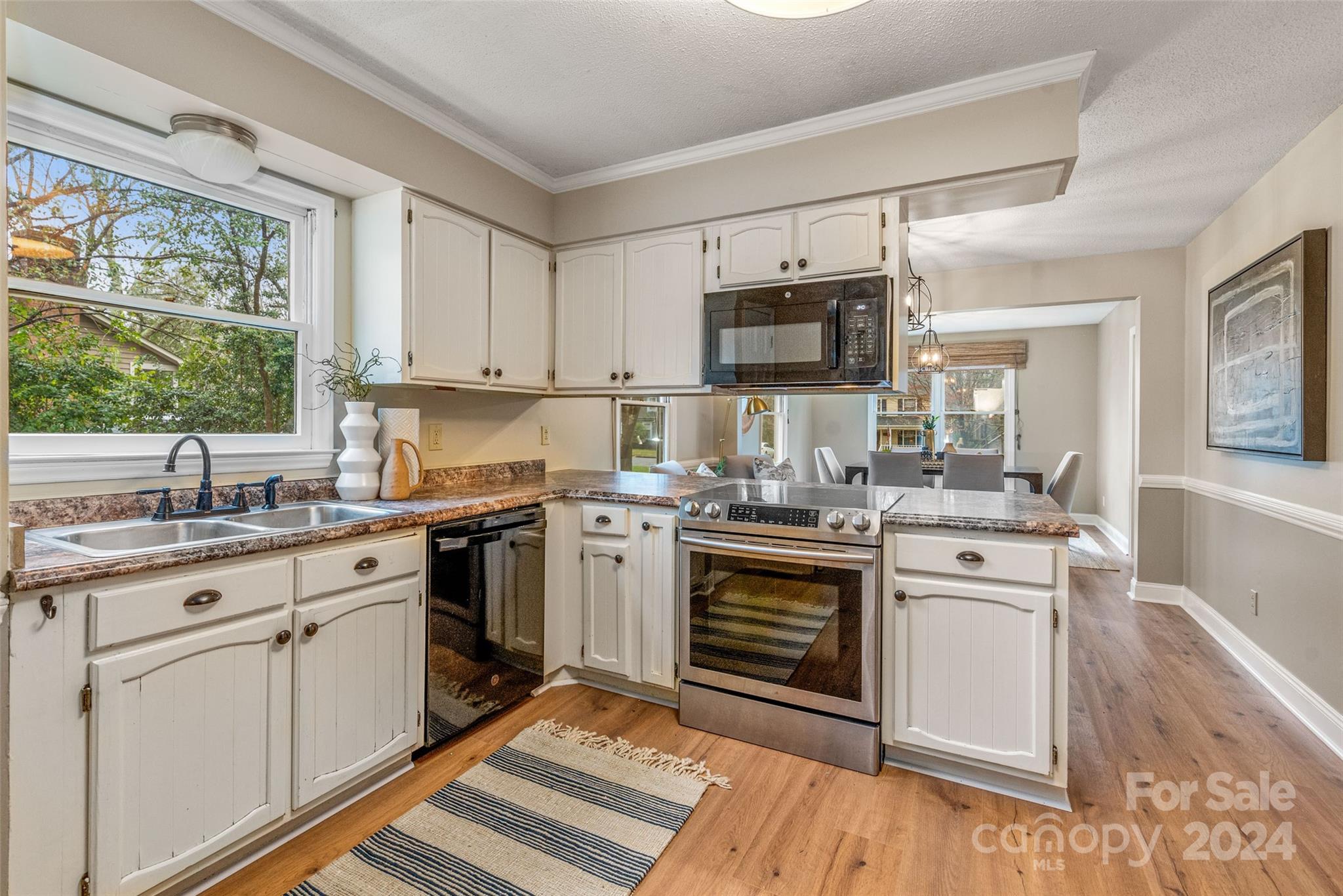 6511 Ironkettle Road Charlotte, NC 28270 - Photo 9 of 39 Gallery Image 9