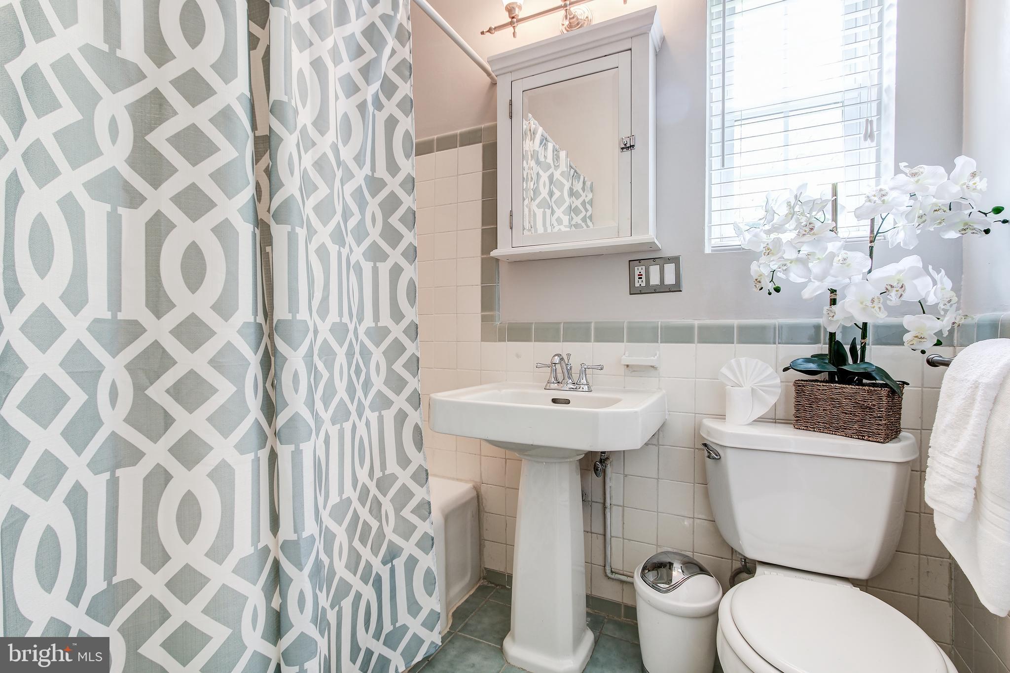 3444 Gunston Road Alexandria, VA 22302 - Photo 11 of 30