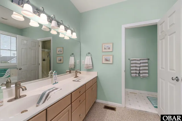 $825,000 | 2 Sailfish Drive, Manteo, NC 27954