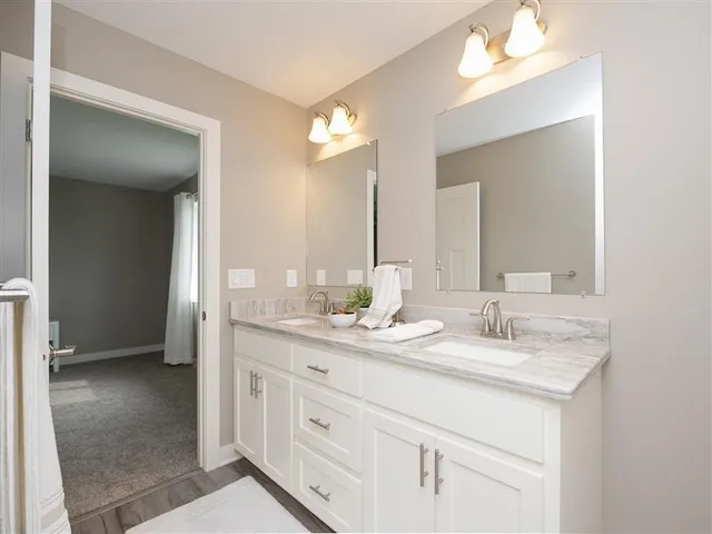 $549,900 | 5913 Rub-Of-The-Green Street, St. Cloud, MN 56304