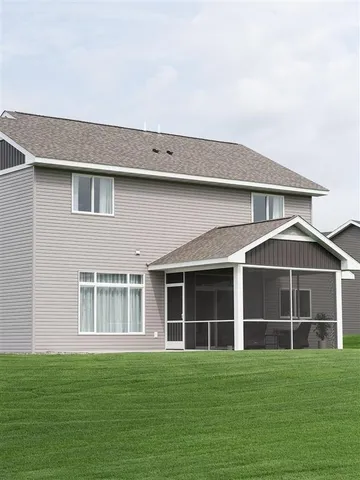 $549,900 | 5913 Rub-Of-The-Green Street, St. Cloud, MN 56304