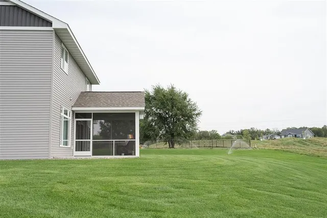 $549,900 | 5913 Rub-Of-The-Green Street, St. Cloud, MN 56304