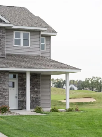 $549,900 | 5913 Rub-Of-The-Green Street, St. Cloud, MN 56304