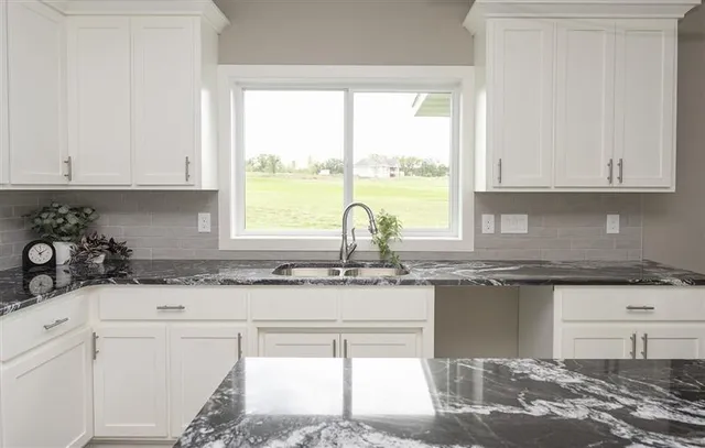 $549,900 | 5913 Rub-Of-The-Green Street, St. Cloud, MN 56304