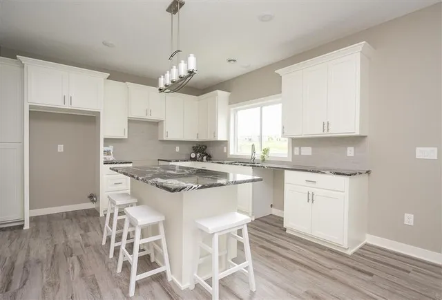 $549,900 | 5913 Rub-Of-The-Green Street, St. Cloud, MN 56304