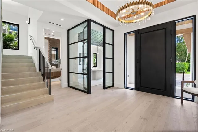 $12,900,000 | 273 10th Avenue South, Naples, FL 34102