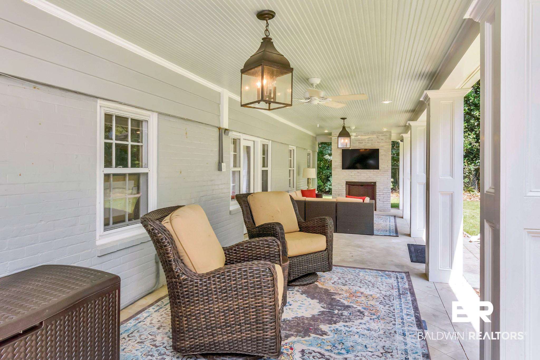 1915 Old Shell Road Mobile, AL 36607 - Photo 32 of 38