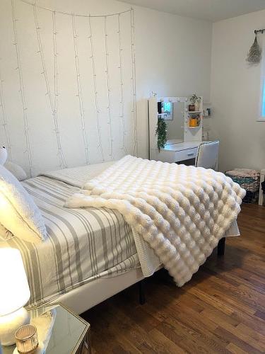 2230 Cleveland Street Eugene, OR 97405 - Photo 4 of 14