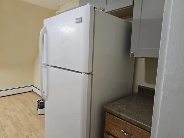 $1,100 | 165 South Main Street, Unit 6, Newport, NH 03773