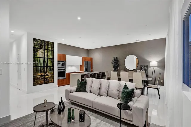 $975,000 | 1801 Northeast 13th Street, Unit 1823, Fort Lauderdale, FL 33304