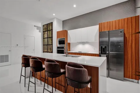 $975,000 | 1801 Northeast 13th Street, Unit 1823, Fort Lauderdale, FL 33304