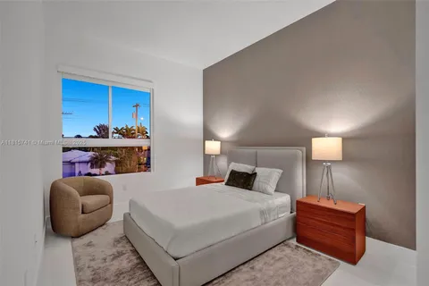 $975,000 | 1801 Northeast 13th Street, Unit 1823, Fort Lauderdale, FL 33304