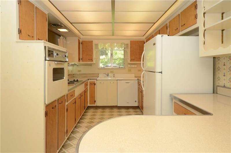 700 Dutch Ridge Road Beaver, PA 15009 - Photo 8 of 22 Gallery Image 8