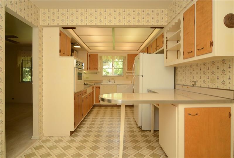 700 Dutch Ridge Road Beaver, PA 15009 - Photo 9 of 22 Gallery Image 9
