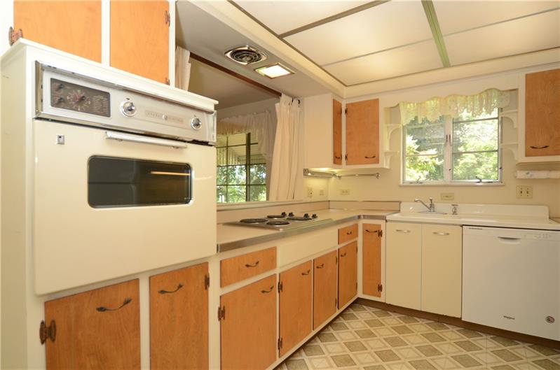 700 Dutch Ridge Road Beaver, PA 15009 - Photo 10 of 22 Gallery Image 10