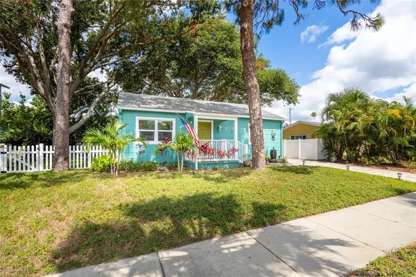 $2,750 | 2709 Upton Street South, Gulfport, FL 33711