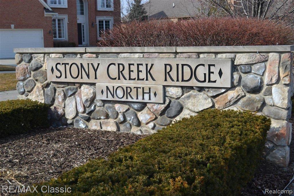 1223 Tulberry Circle Rochester, MI 48306 - Photo 23 of 24 Sought After Subdivision.jpg