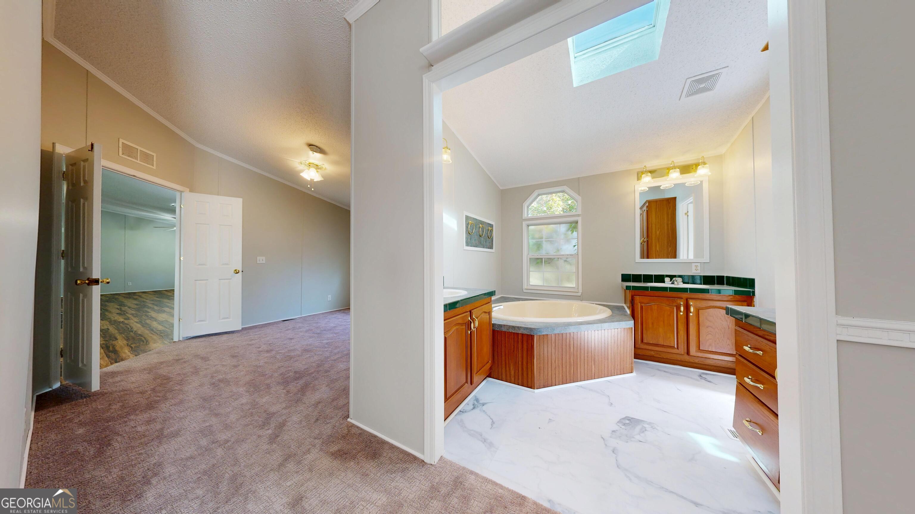6498 Central Avenue Waycross, GA 31503 - Photo 6 of 20 a view of living room and kitchen