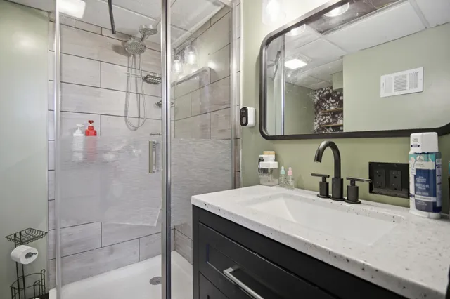 $183,100 | 1901 Oakland Avenue East, Austin, MN 55912