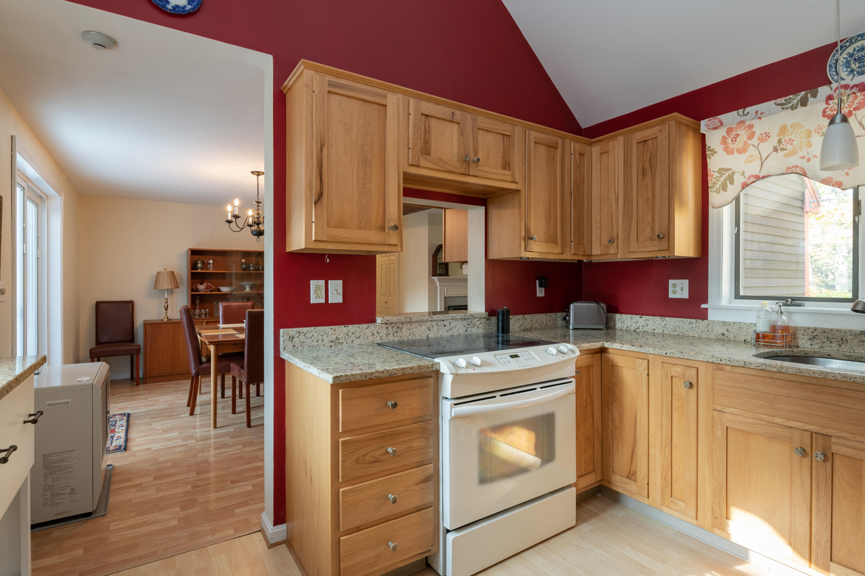 10 Cluf Bay Road, Unit 10 Brunswick, ME 04011 - Photo 13 of 34 10 Cluf Bay-29