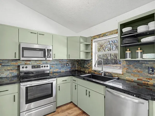 $325,000 | 18223 Ozark Drive, Hudson, FL 34667