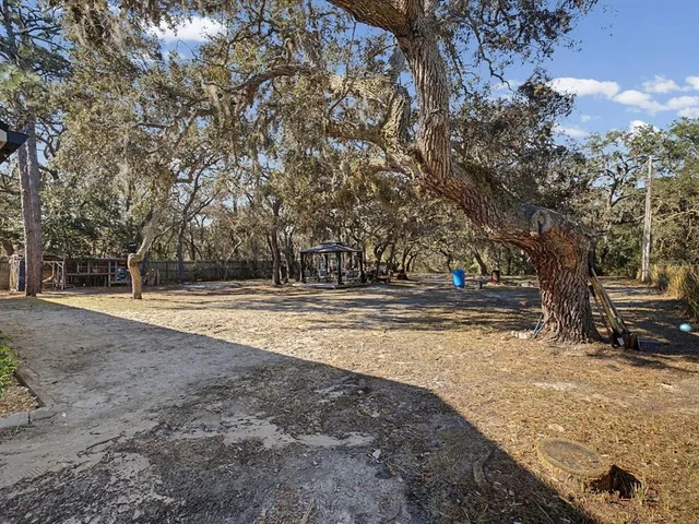 $325,000 | 18223 Ozark Drive, Hudson, FL 34667