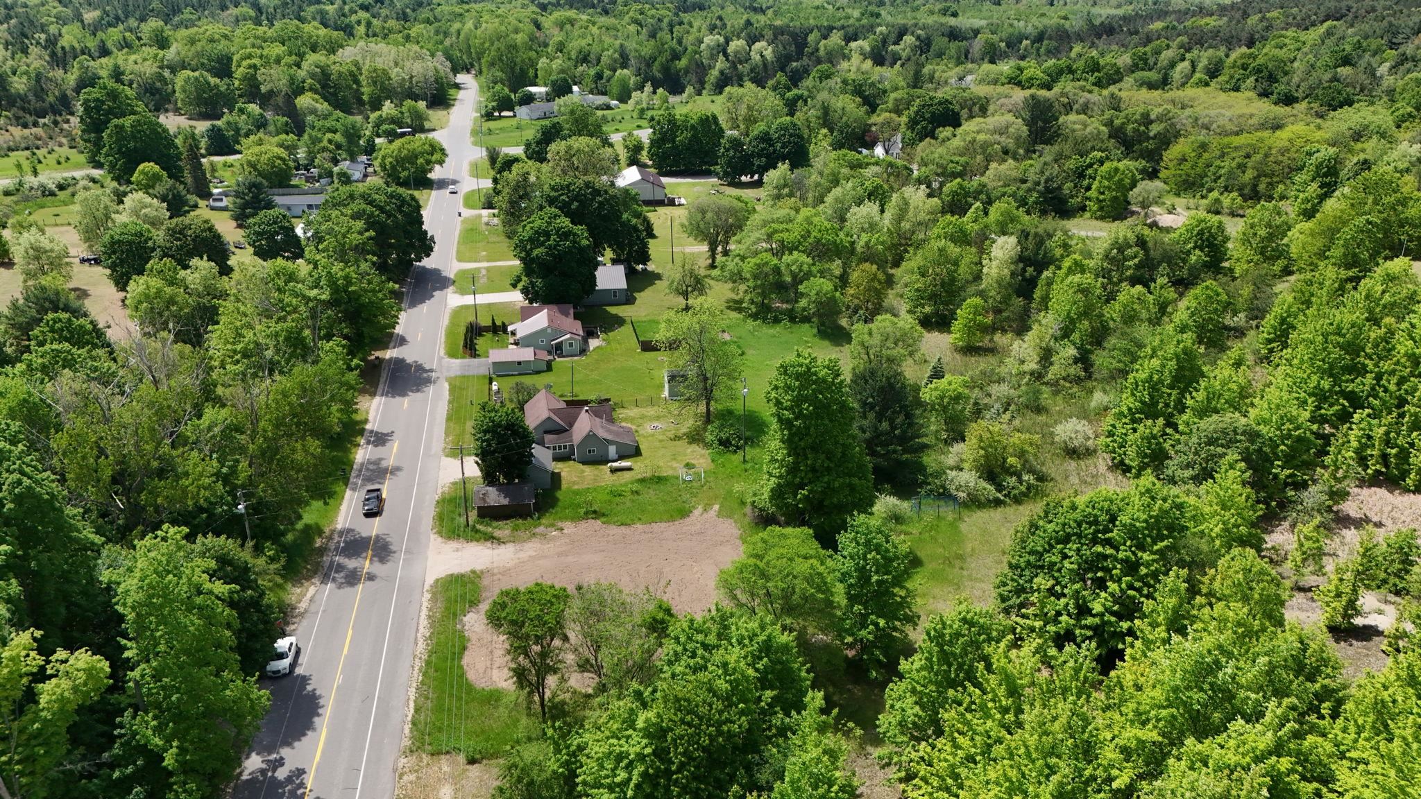394 Bendon Road Interlochen, MI 49643 - Photo 7 of 11