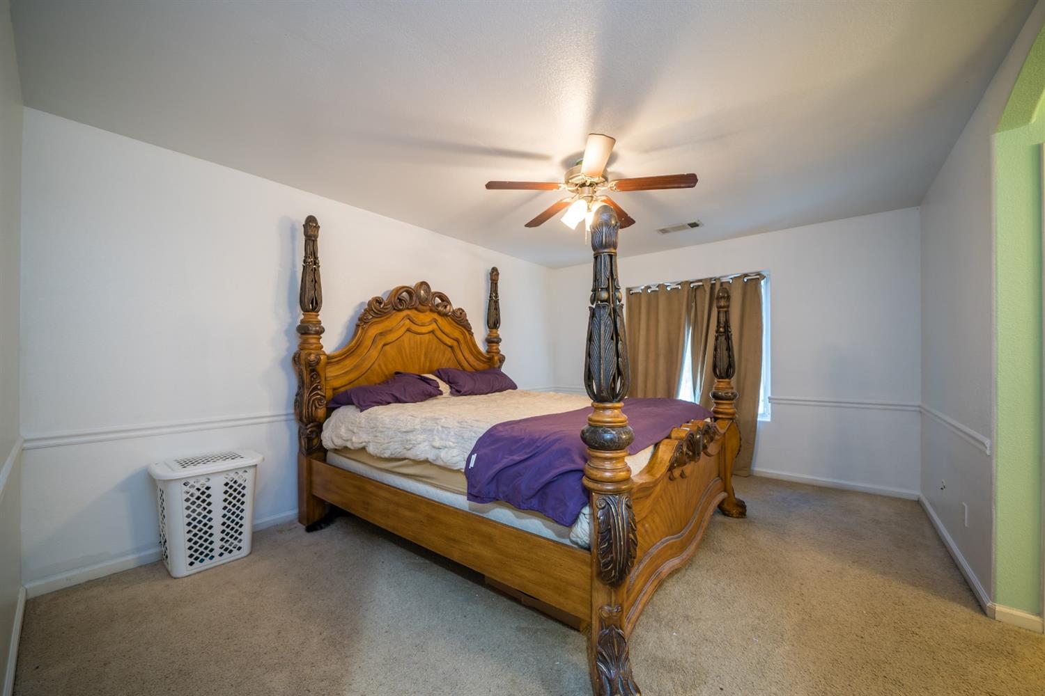 359 East Huntsman Avenue Reedley, CA 93654 - Photo 14 of 25 Gallery Image 14